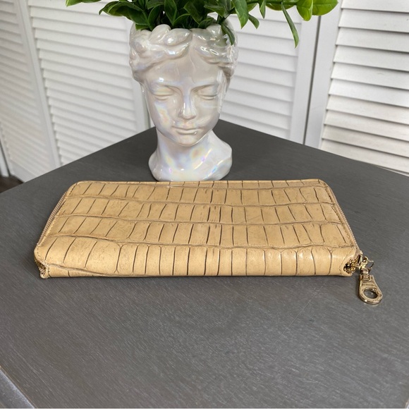 Abas Croc Leather Zip Wallet - Picture 6 of 10